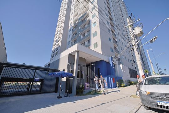 Fachada de apartamento para alugar com 2 quartos, 40m² em Vila Campanela, São Paulo