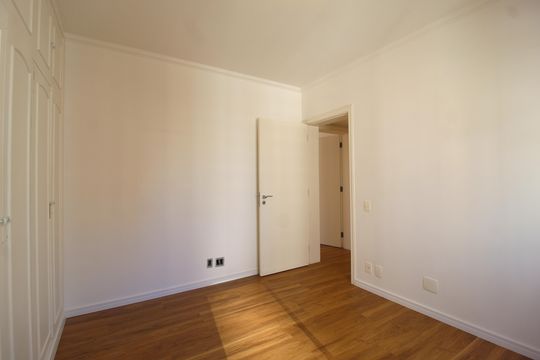 Quarto 2 - Suíte de apartamento para alugar com 3 quartos, 210m² em Itaim Bibi, São Paulo