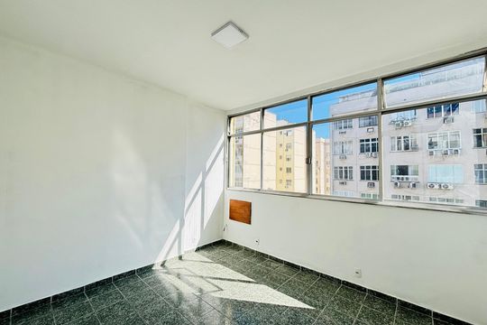 Apartamento para alugar com 2 quartos, 56m² em Copacabana, Rio de Janeiro