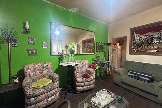 Sala de casa à venda com 4 quartos, 357m² em Jardim Belval, Barueri