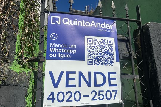 Fachada de casa à venda com 4 quartos, 357m² em Jardim Belval, Barueri