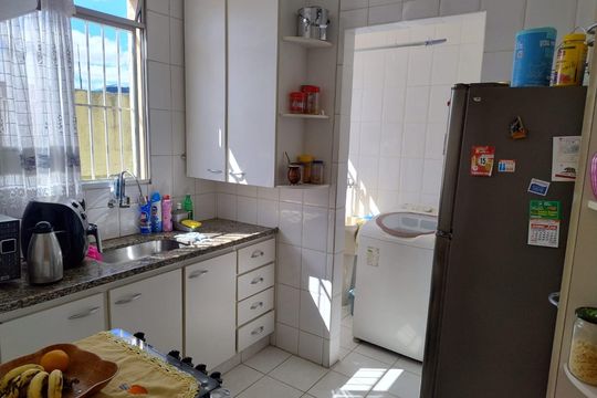 Apartamento à venda com 2 quartos, 60m² em Maria Virgínia, Belo Horizonte