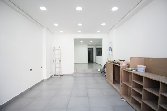 Casa para alugar com 3 quartos, 180m² em Vila Santa Luzia, Taboão da Serra