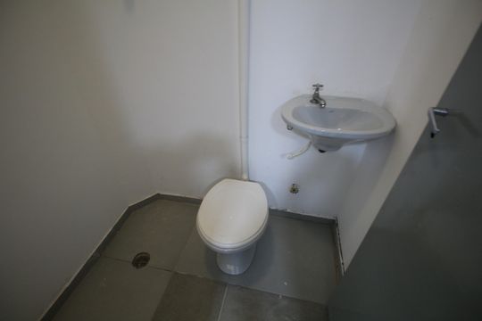 Casa para alugar com 3 quartos, 180m² em Vila Santa Luzia, Taboão da Serra