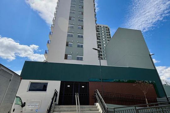 Fachada de apartamento para alugar com 2 quartos, 35m² em Centro, Guarulhos
