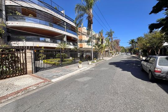 Fachada de apartamento à venda com 3 quartos, 150m² em Recreio dos Bandeirantes, Rio de Janeiro