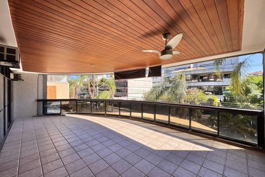 Varanda de apartamento à venda com 3 quartos, 150m² em Recreio dos Bandeirantes, Rio de Janeiro