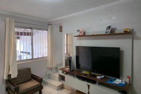 Sala de casa para alugar com 2 quartos, 72m² em Residencial Parque Cumbica, Guarulhos