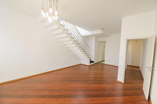 Sala 1 de apartamento para alugar com 3 quartos, 297m² em Centro, Taubaté