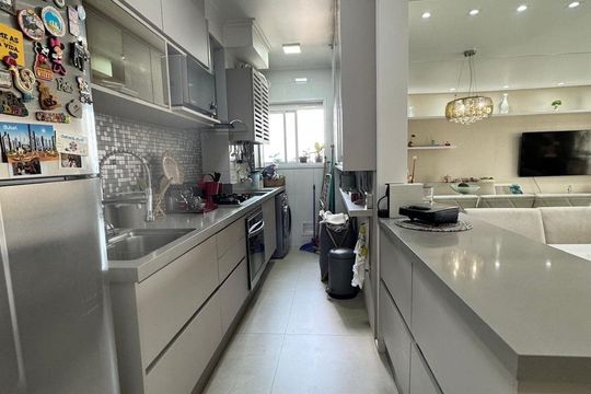 Cozinha de apartamento à venda com 2 quartos, 86m² em Jardim Flor da Montanha, Guarulhos