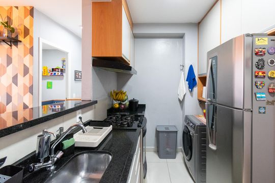 Cozinha de apartamento à venda com 2 quartos, 35m² em Vila Mira, São Paulo