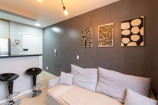 Sala  de apartamento para alugar com 2 quartos, 35m² em Vila Mira, São Paulo