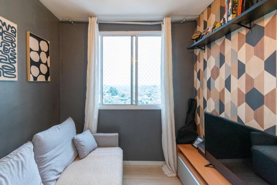Sala  de apartamento para alugar com 2 quartos, 35m² em Vila Mira, São Paulo