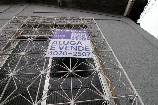 Placa de casa para alugar com 1 quarto, 128m² em Penha, Rio de Janeiro