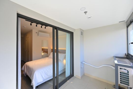Varanda de kitnet/studio à venda com 1 quarto, 30m² em Vila Clementino, São Paulo