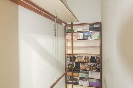 Closet do Quarto 1 de casa à venda com 5 quartos, 230m² em Campo Grande, Rio de Janeiro