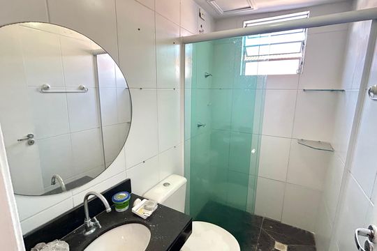 Banheiro de apartamento para alugar com 2 quartos, 45m² em Morros, Guarulhos
