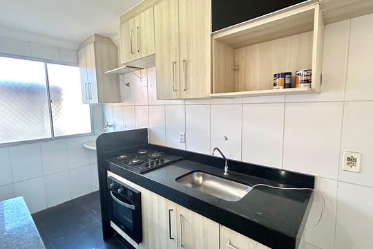 Cozinha de apartamento para alugar com 2 quartos, 45m² em Morros, Guarulhos