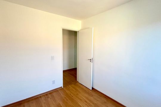 Quarto 1 de apartamento para alugar com 2 quartos, 45m² em Morros, Guarulhos