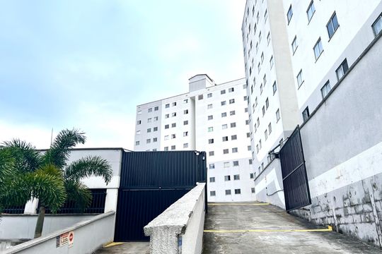 Fachada do bloco de apartamento para alugar com 2 quartos, 30m² em Previdenciários, Juiz de Fora
