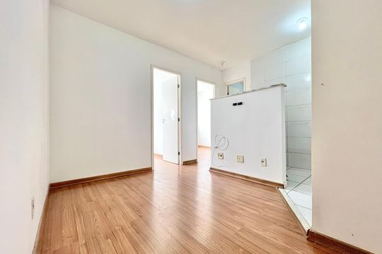 Sala de apartamento para alugar com 2 quartos, 30m² em Previdenciários, Juiz de Fora