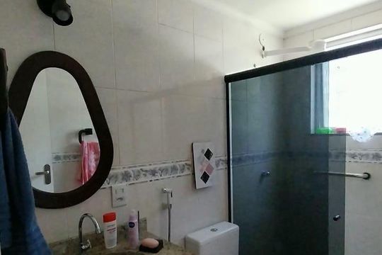 Banheiro de apartamento à venda com 2 quartos, 60m² em Portuguesa, Rio de Janeiro