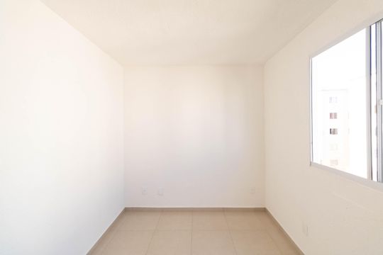 Quarto 1 de apartamento para alugar com 2 quartos, 60m² em Paciência, Rio de Janeiro