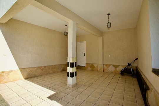 Garagem de casa à venda com 4 quartos, 500m² em Nossa Senhora do Carmo, Contagem