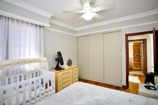 Quarto 2 de casa à venda com 4 quartos, 500m² em Nossa Senhora do Carmo, Contagem