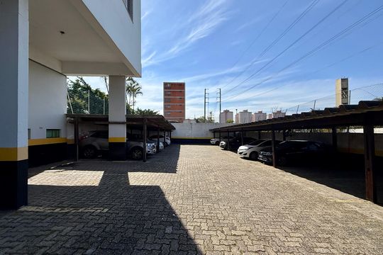 Garagem de apartamento à venda com 2 quartos, 52m² em Jardim Sao Luiz, São Paulo