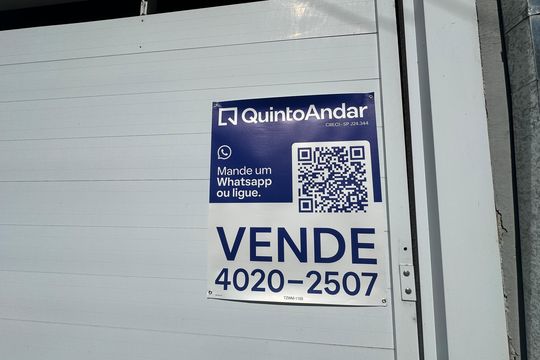 Fachada de casa à venda com 4 quartos, 230m² em Jardim Tupa, Barueri