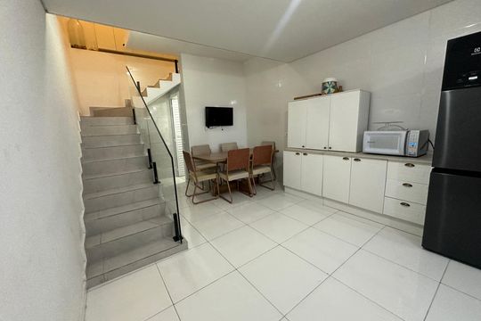 Cozinha de casa à venda com 4 quartos, 230m² em Jardim Tupa, Barueri