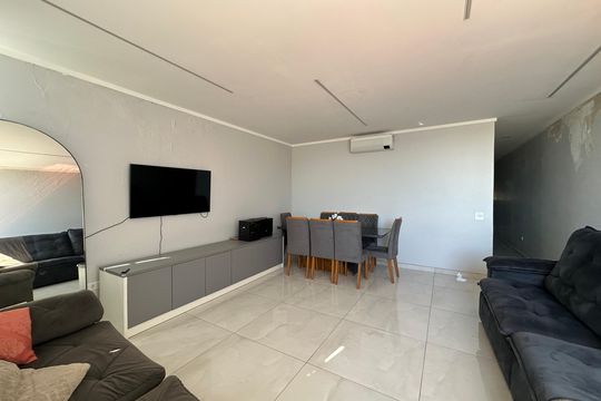 Sala 2 de casa à venda com 4 quartos, 230m² em Jardim Tupa, Barueri