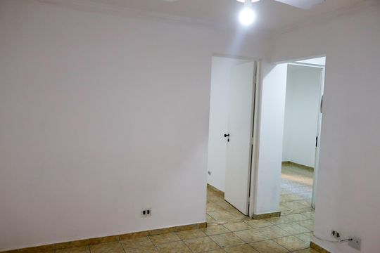 sala de apartamento para alugar com 2 quartos, 47m² em Conceicao, Osasco