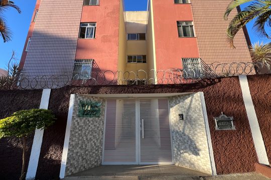 Fachada do Prédio de apartamento para alugar com 2 quartos, 47m² em Castelo, Belo Horizonte