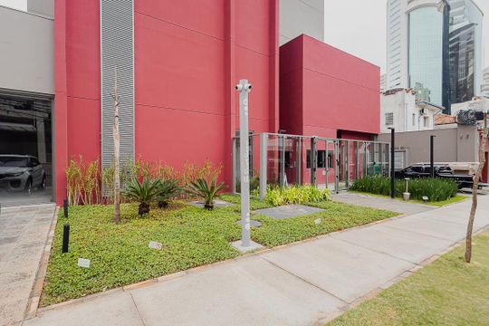 Fachada de kitnet/studio para alugar com 1 quarto, 29m² em Pinheiros, São Paulo
