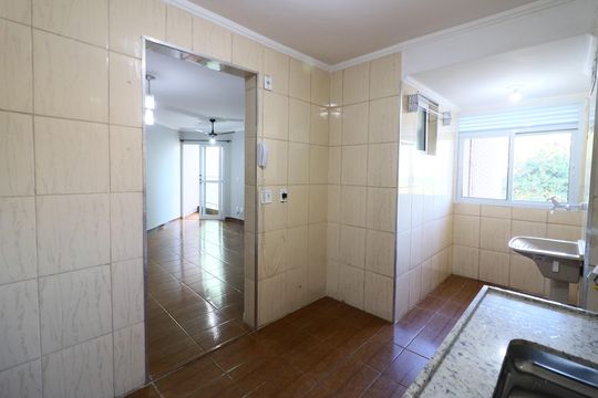 Cozinha e Área de Serviço de apartamento para alugar com 2 quartos, 52m² em Padroeira, Osasco