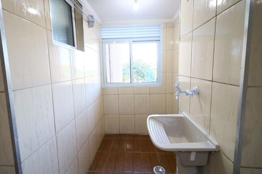 Cozinha e Área de Serviço de apartamento para alugar com 2 quartos, 52m² em Padroeira, Osasco