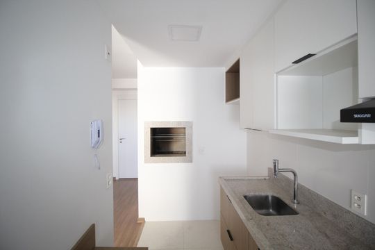 Cozinha de apartamento para alugar com 1 quarto, 49m² em Petrópolis, Porto Alegre