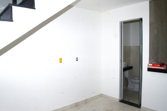 Sala de casa à venda com 2 quartos, 135m² em Jardim Vitoria, Belo Horizonte