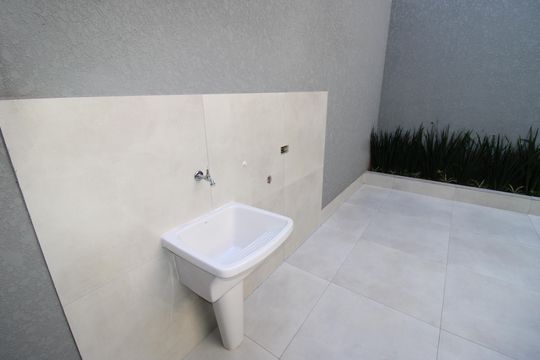 Quintal e Área de serviço de casa à venda com 3 quartos, 210m² em Jardim Nossa Senhora do Carmo, São Paulo