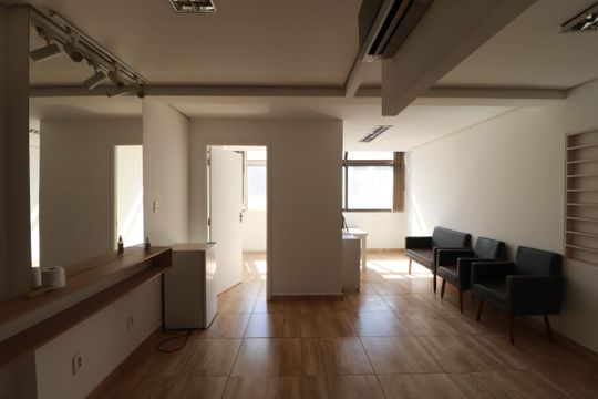 Sala de apartamento para alugar com 1 quarto, 40m² em Centro, Ribeirão Preto