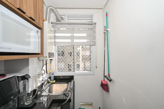 Área de Serviço v de apartamento para alugar com 2 quartos, 43m² em Jardim Monte Alegre, Taboão da Serra