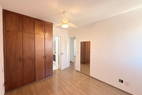 Suíte de apartamento para alugar com 3 quartos, 93m² em Jardim Messina, Jundiaí
