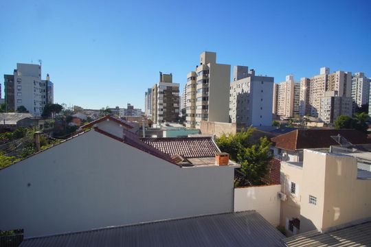 Suíte - Vista de apartamento para alugar com 3 quartos, 94m² em Passo D’areia, Porto Alegre