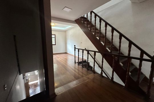 Sala de casa à venda com 3 quartos, 190m² em Jardim Silveira, Barueri