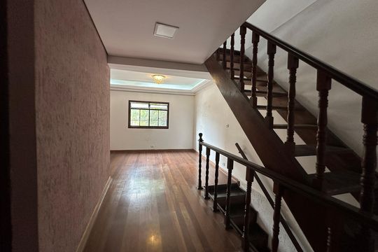Sala de casa à venda com 3 quartos, 190m² em Jardim Silveira, Barueri