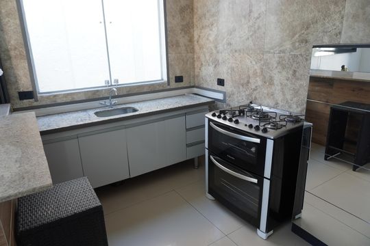 Cozinha de casa de condomínio à venda com 4 quartos, 280m² em Fazendinha, Santana de Parnaíba