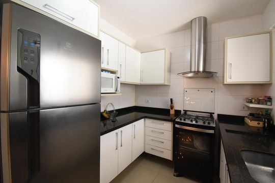 Cozinha de casa para alugar com 3 quartos, 120m² em São Lourenço, Curitiba