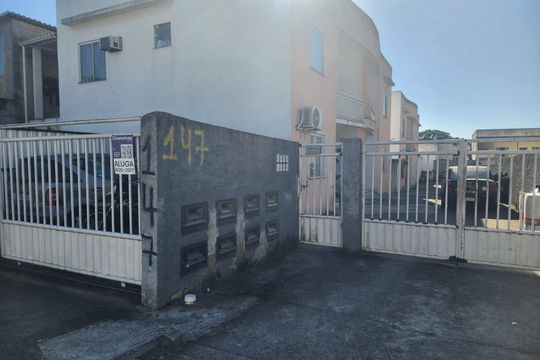 Fachada de apartamento para alugar com 2 quartos, 70m² em Laranjal, São Gonçalo